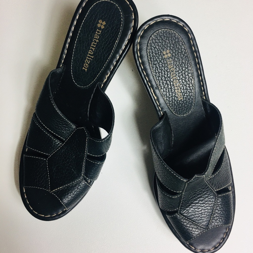 💯Naturalizer Ladies Black Leather Sandals 👡